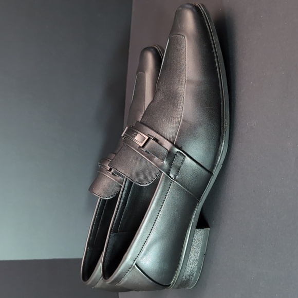 Calvin Klein Men's Jameson Soft Black Leather City Slip-On Shoes,Size 9 US. - Picture 4 of 9